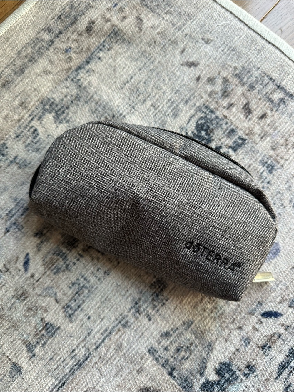 Doterra Gray Pouch with Blank Rollers